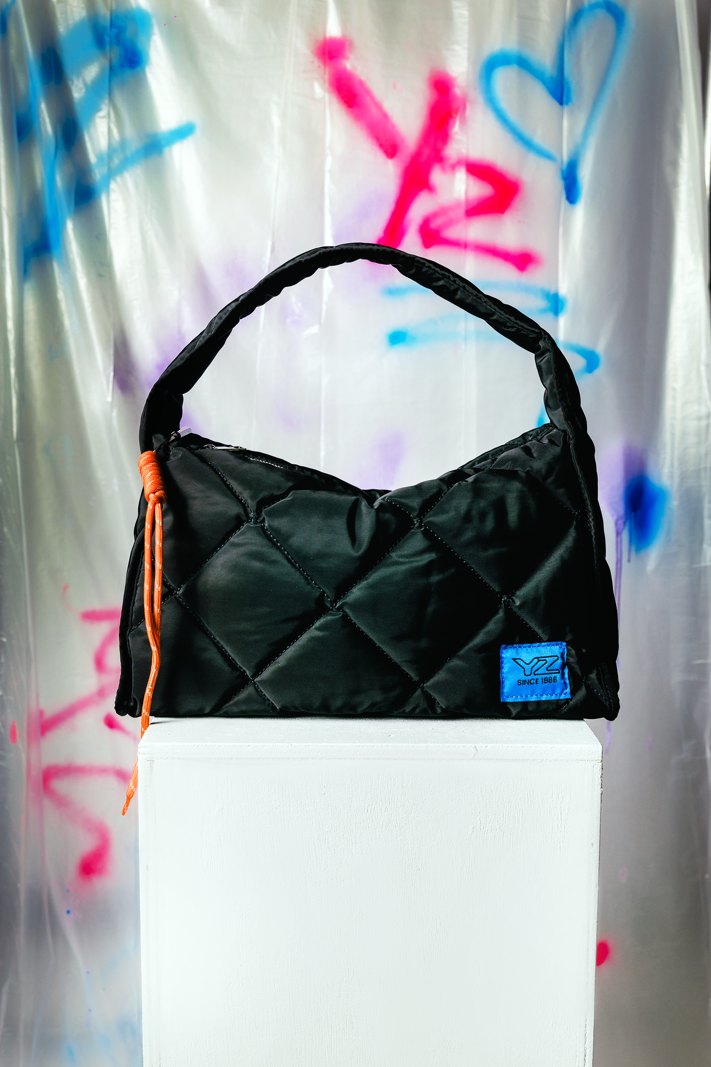 YZ Cozy Handbag in Black