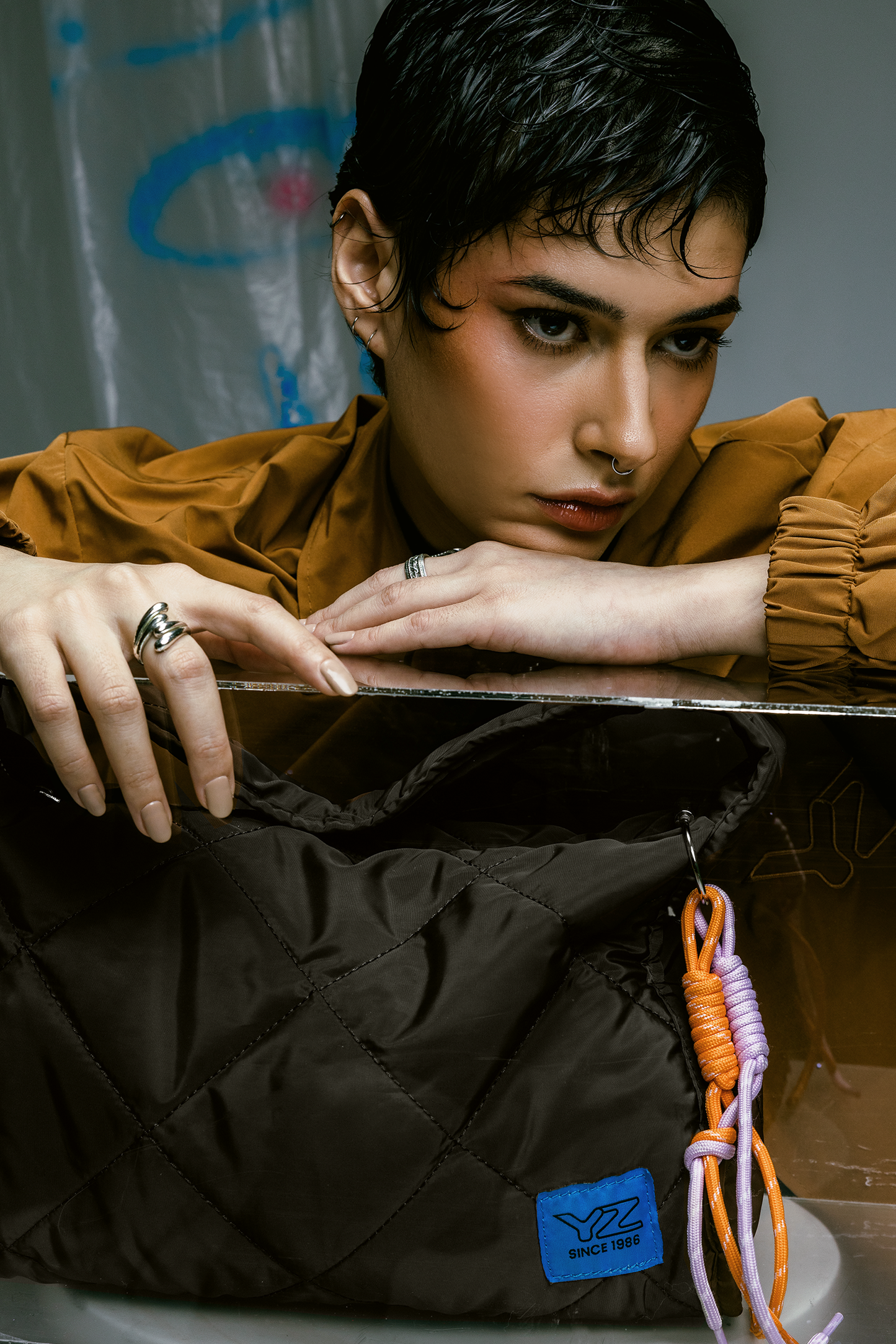 YZ Cozy Handbag in Black