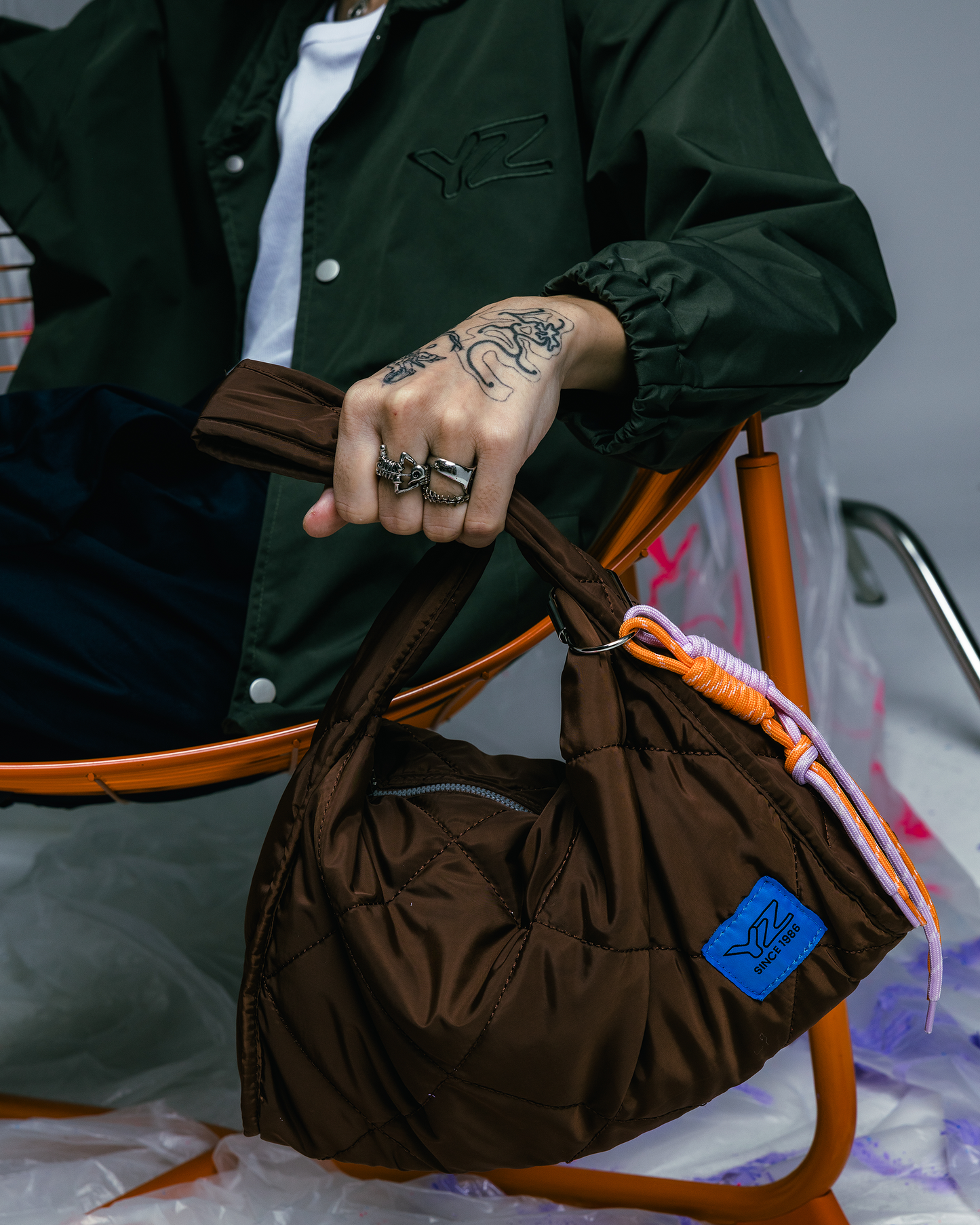 YZ Cozy Handbag in Brown